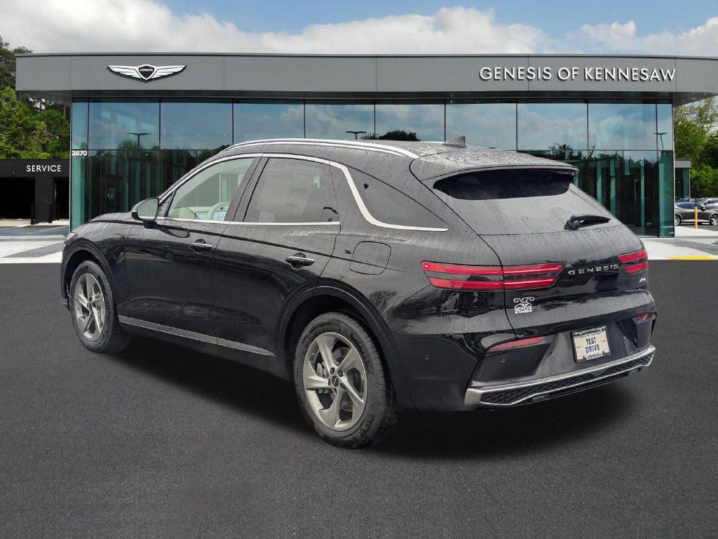 Used 2026 Genesis GV70 2.5T Advanced AWD/4WD image 6