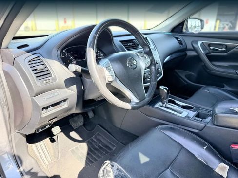Used 2017 Nissan Altima 2.5 SL w/ Moonroof Package FWD image 17
