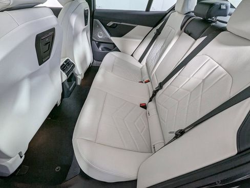 Certified 2024 BMW i5 eDrive40i w/ Premium Package image 46