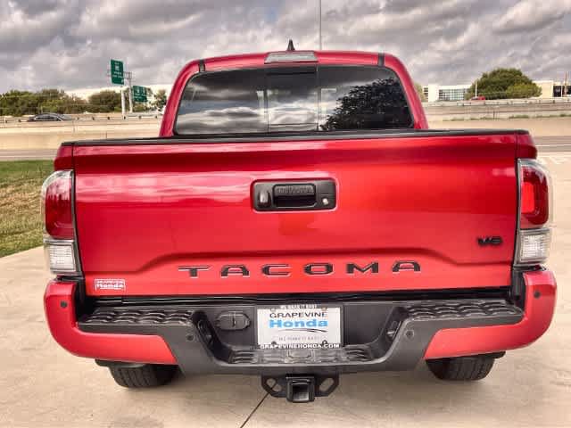 Used 2020 Toyota Tacoma TRD Off-Road w/ Technology Package AWD/4WD image 6