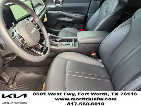 New 2025 Kia Sorento EX w/ Panoramic Sunroof Package FWD image 9