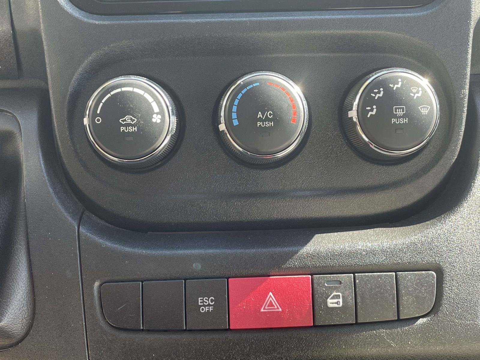 Used 2018 RAM ProMaster 1500 FWD image 28