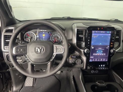 New 2026 RAM 1500 Big Horn AWD/4WD image 13
