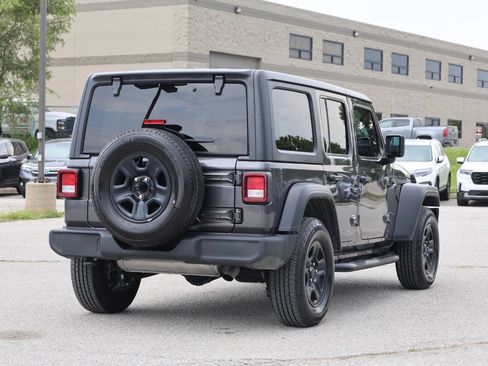 Used 2022 Jeep Wrangler Unlimited Sport AWD/4WD image 9