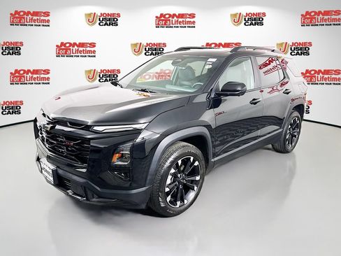Used 2025 Chevrolet Equinox RS w/ Safety and Technology Package AWD/4WD image 13