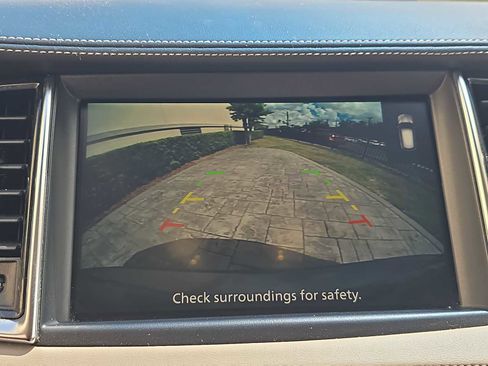 Used 2023 INFINITI QX50 Luxe FWD image 17