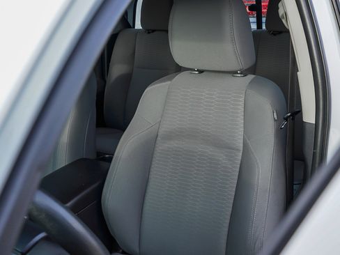 Used 2019 Toyota Tacoma SR5 image 17