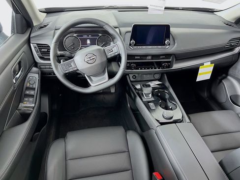 New 2026 Nissan Rogue SV AWD/4WD image 21