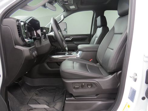 Certified 2025 Chevrolet Silverado 2500 LTZ w/ LTZ Plus Package AWD/4WD image 22