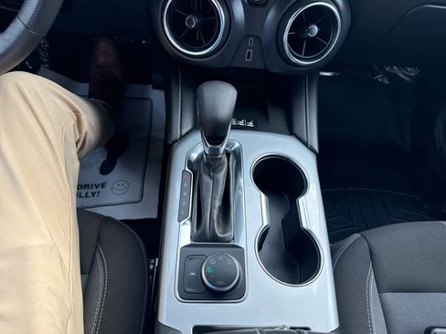 Used 2024 Chevrolet Blazer LT w/ Convenience Package image 23