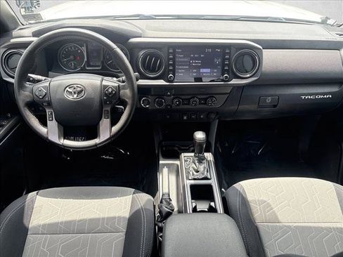 Used 2020 Toyota Tacoma TRD Sport AWD/4WD image 21