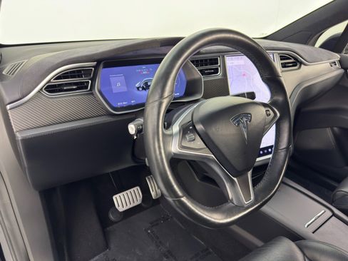 Used 2016 Tesla Model X P90D image 13