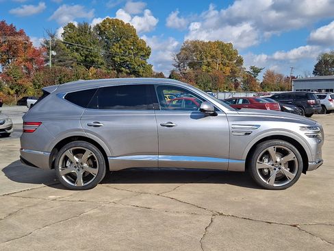 Used 2023 Genesis GV80 3.5T w/ Prestige Package image 12
