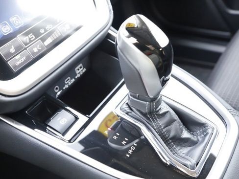 Used 2025 Subaru Outback Premium w/ Popular Package #1A image 31