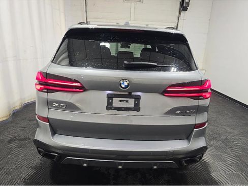 Used 2024 BMW X5 xDrive40i w/ Premium Enhanced Package AWD/4WD image 5