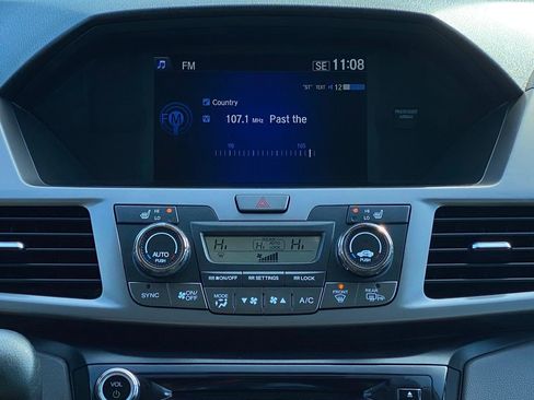 Used 2016 Honda Odyssey EX-L image 25