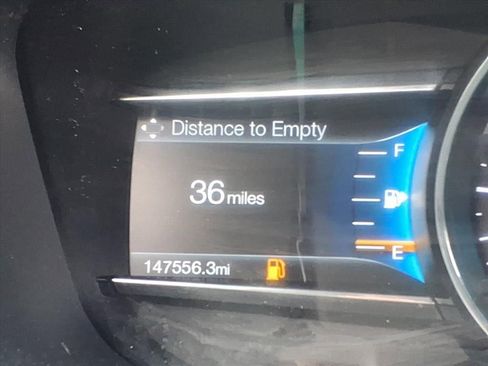 Used 2016 Ford Explorer XLT w/ Equipment Group 202A image 17