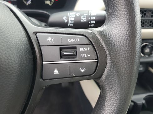 Used 2024 Honda HR-V LX image 26