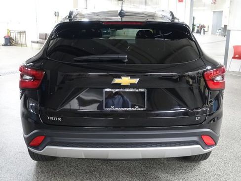 Used 2025 Chevrolet Trax LT w/ Driver Confidence Package FWD image 6
