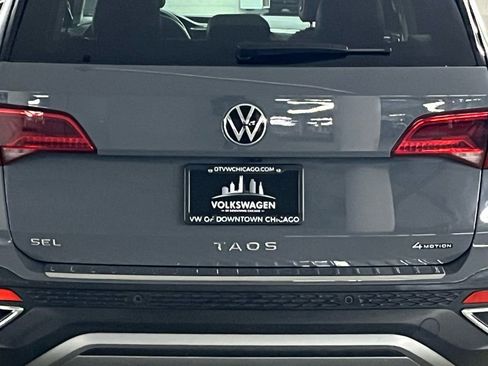 Used 2023 Volkswagen Taos SEL image 35