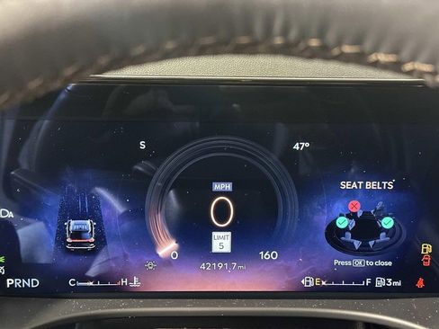 Used 2025 Lincoln Aviator Reserve w/ Equipment Group 201A image 13