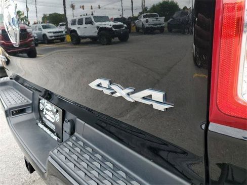 Certified 2022 RAM 1500 Big Horn AWD/4WD image 7