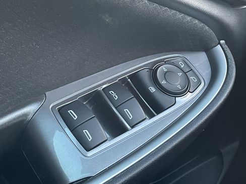 Used 2023 Chevrolet Malibu LT image 16