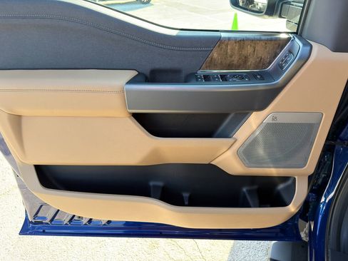 New 2026 Ford F450 Lariat image 22