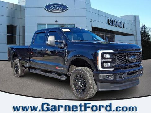 Certified 2025 Ford F250 XLT w/ Black Appearance Package image 1