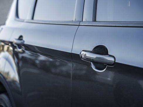 Used 2019 Ford Escape SE image 20