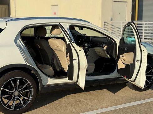 Used 2017 Mercedes-Benz GLA 250 image 19