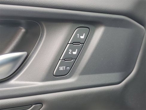 New 2025 Honda Accord EX-L image 17