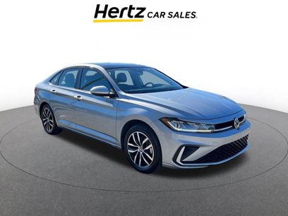 Used 2025 Volkswagen Jetta SE