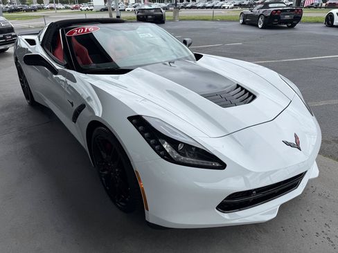 Used 2016 Chevrolet Corvette Stingray Coupe w/ Z51 2LT w/ 2LT Preferred Equipment Group RWD image 4