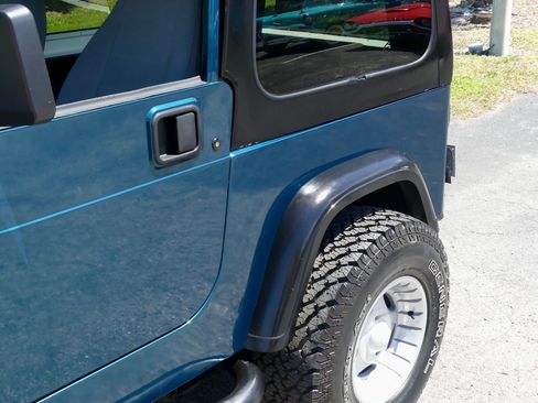 Used 1995 Jeep Wrangler Rio Grande AWD/4WD image 55