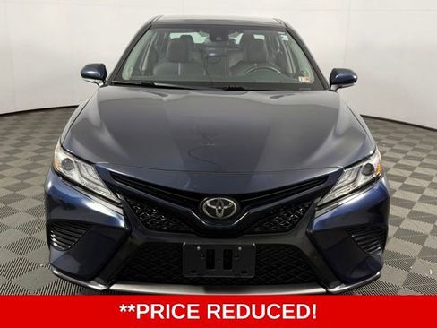 Used 2019 Toyota Camry XSE image 2