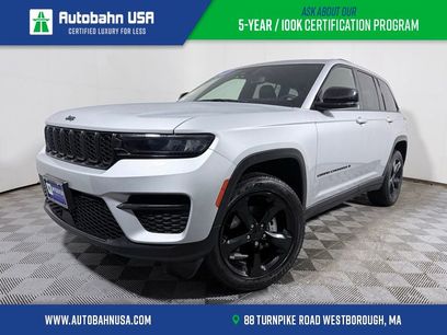 Used 2023 Jeep Grand Cherokee Altitude