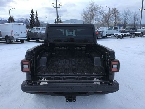 New 2026 Jeep Gladiator Rubicon image 11
