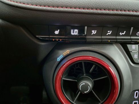 Used 2021 Chevrolet Blazer RS AWD/4WD image 20