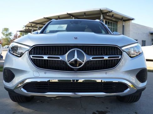 Certified 2026 Mercedes-Benz GLC 300 4MATIC image 11