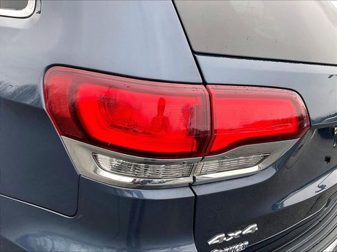 Used 2020 Jeep Grand Cherokee Limited image 31