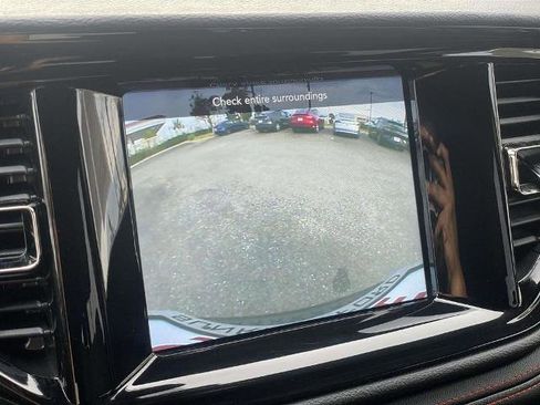 Used 2023 Dodge Durango GT image 16