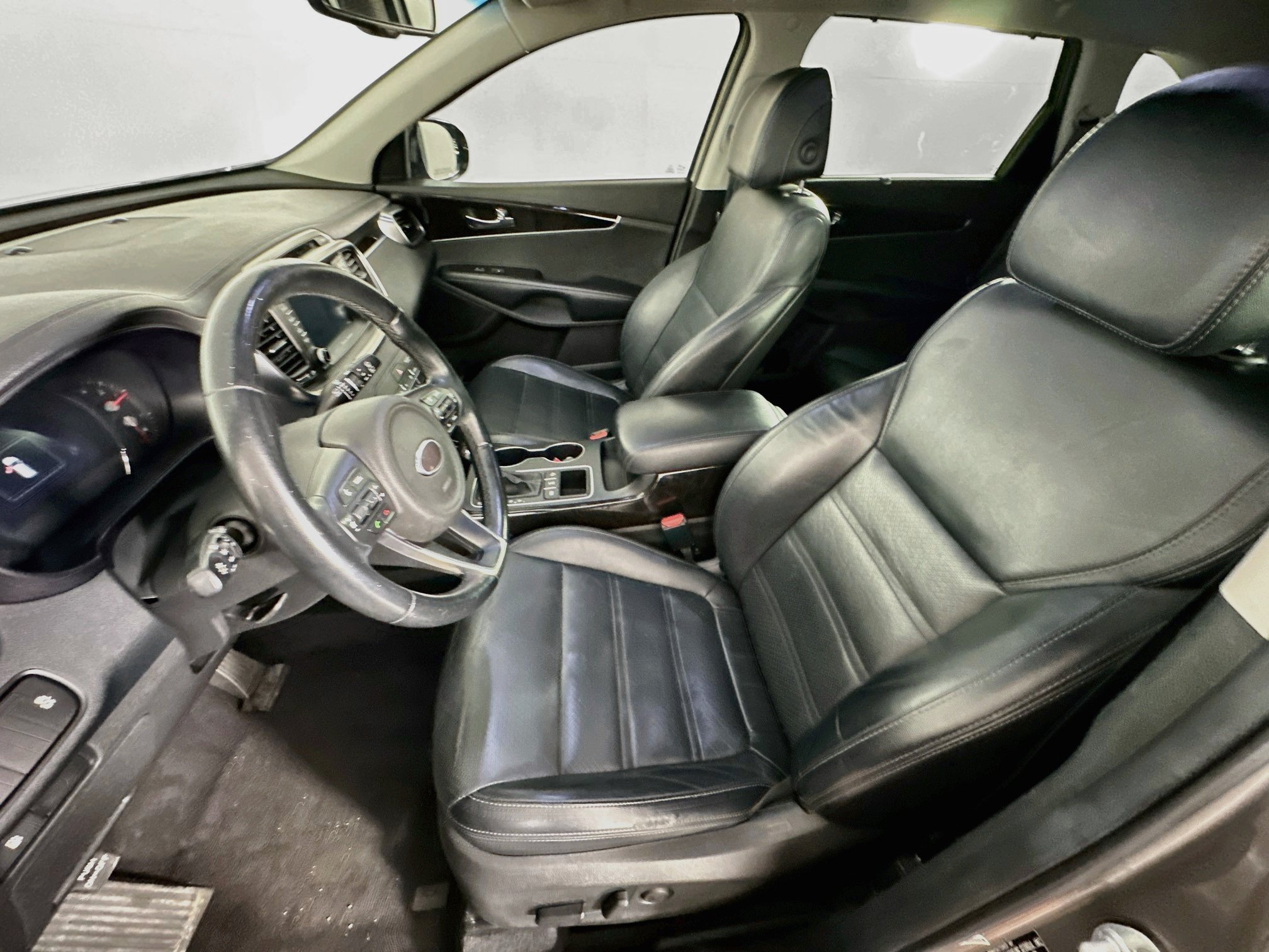Used 2017 Kia Sorento EX AWD/4WD image 13