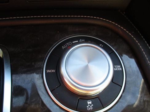 Used 2023 Nissan Armada Platinum w/ Captain's Chairs Package image 36