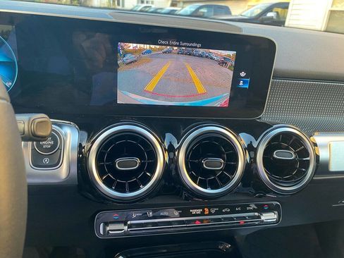 Used 2020 Mercedes-Benz GLB 250 4MATIC image 26