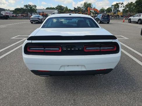Used 2023 Dodge Challenger SXT RWD image 7