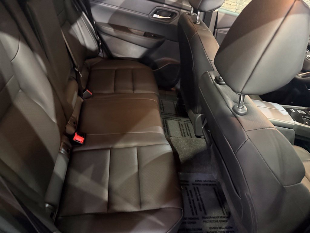 Certified 2026 Nissan Rogue SV w/ SV Premium Package FWD image 35