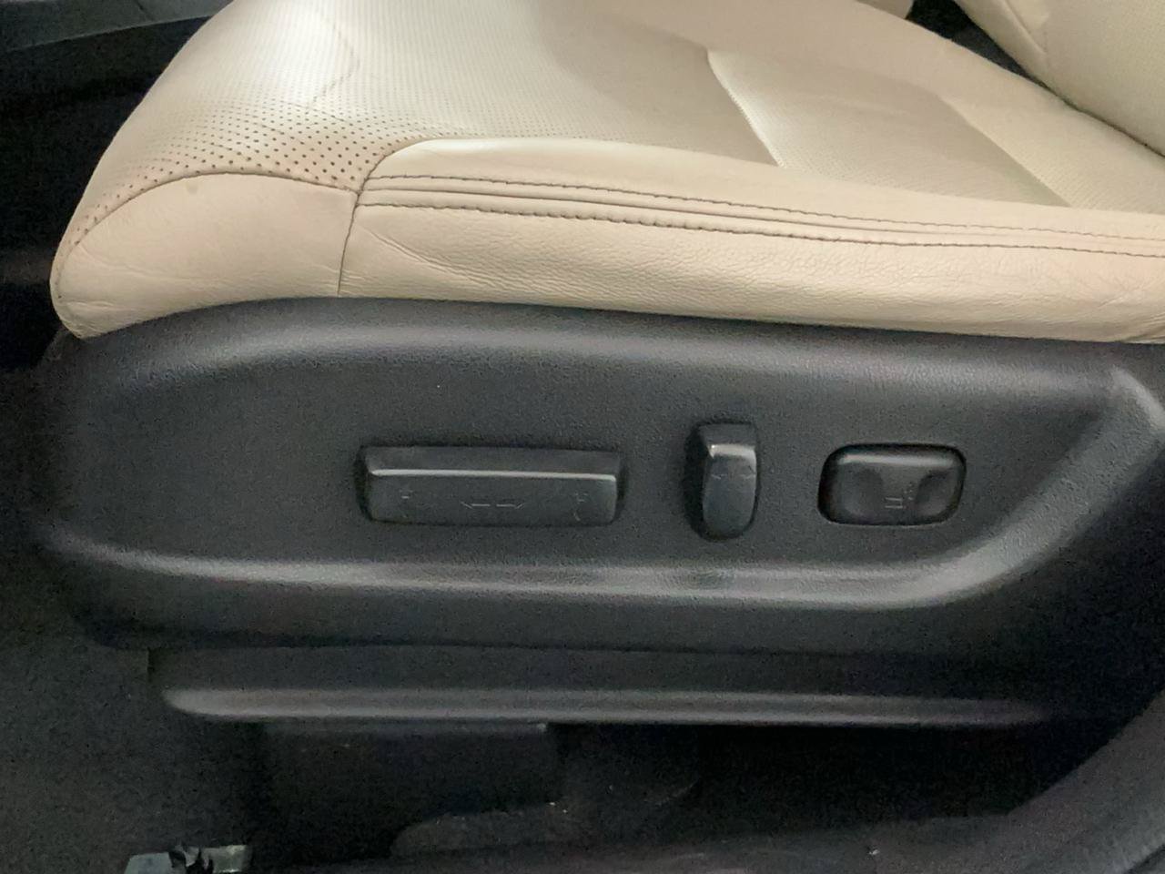 Used 2015 Honda CR-V EX-L image 17