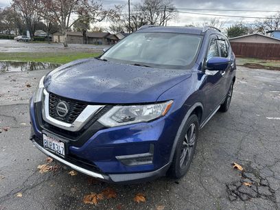 Used 2019 Nissan Rogue SV w/ Premium Package
