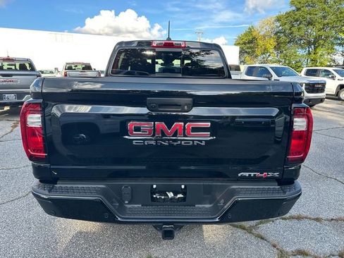 New 2025 GMC Canyon AT4 w/ AT4X Package image 10